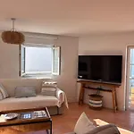 Ria Seahouse De Apartment