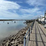 Ria Seahouse De * Tavira